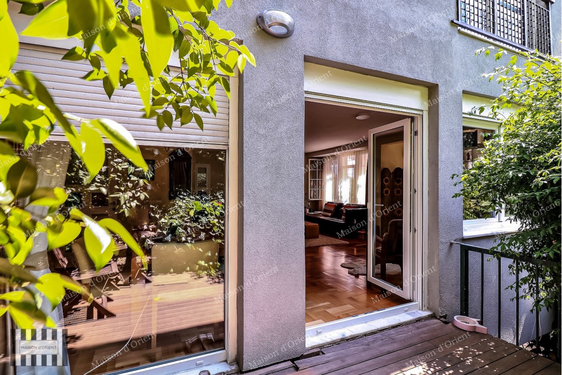 180sqm Duplex for Rent with Private Garden in Gümüşsuyu