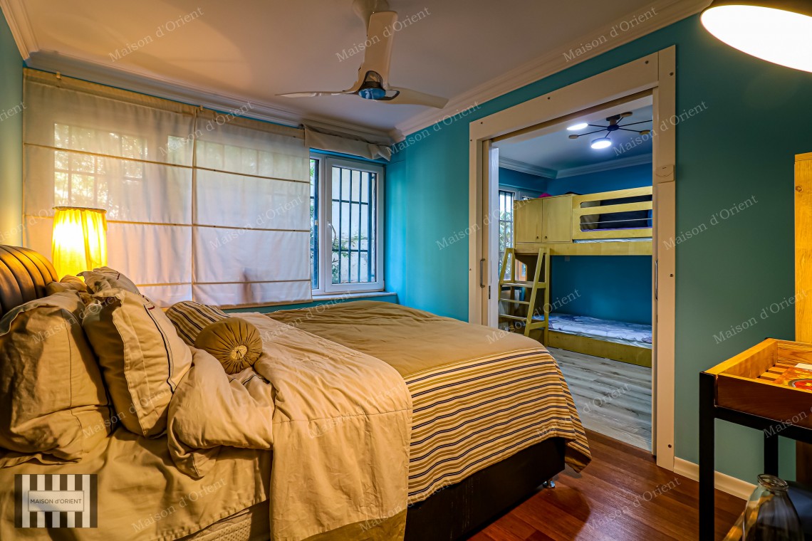 5+1 Flat for Sale with Balcony and View in Cihangir