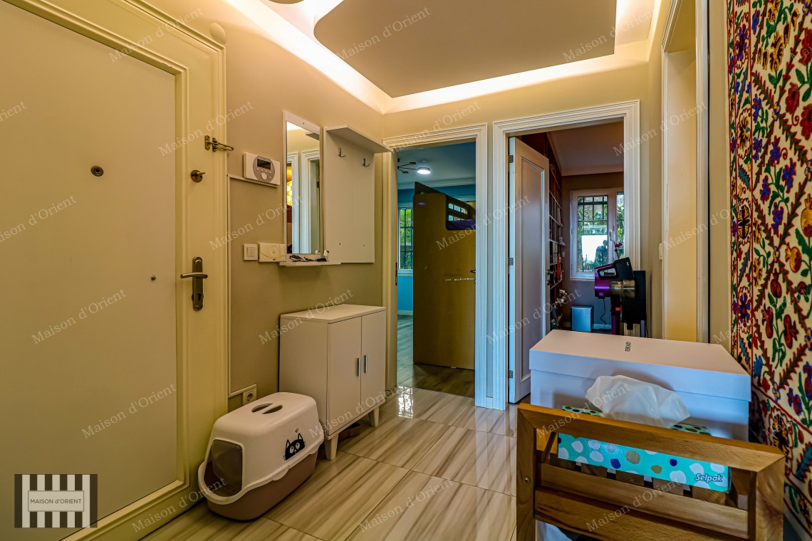 5+1 Flat for Sale with Balcony and View in Cihangir