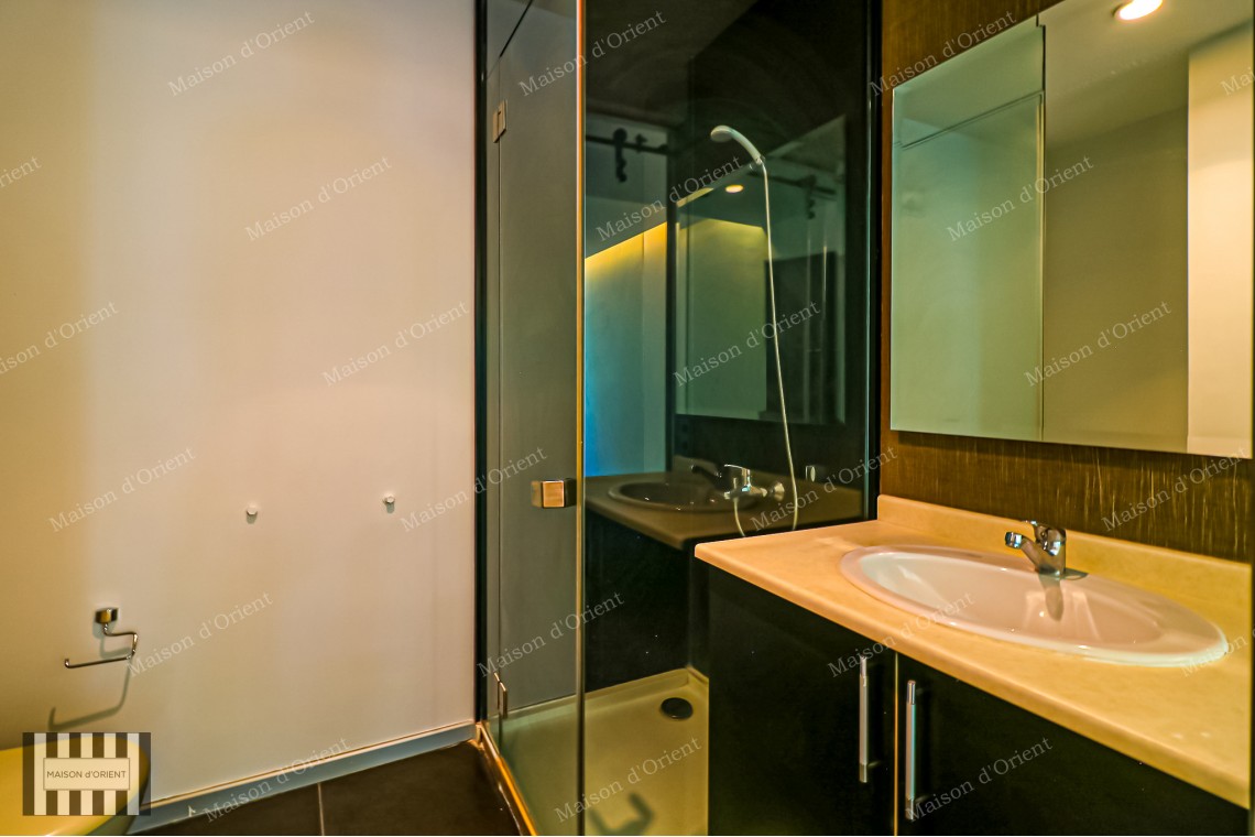 3+1 Rental Waterside Apartment with Bosphorus View in Kuruçeşme 
