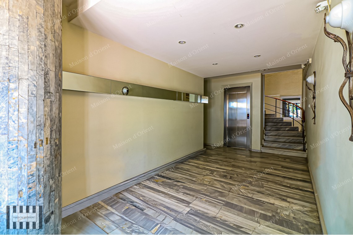 3+1 Rental Waterside Apartment with Bosphorus View in Kuruçeşme 