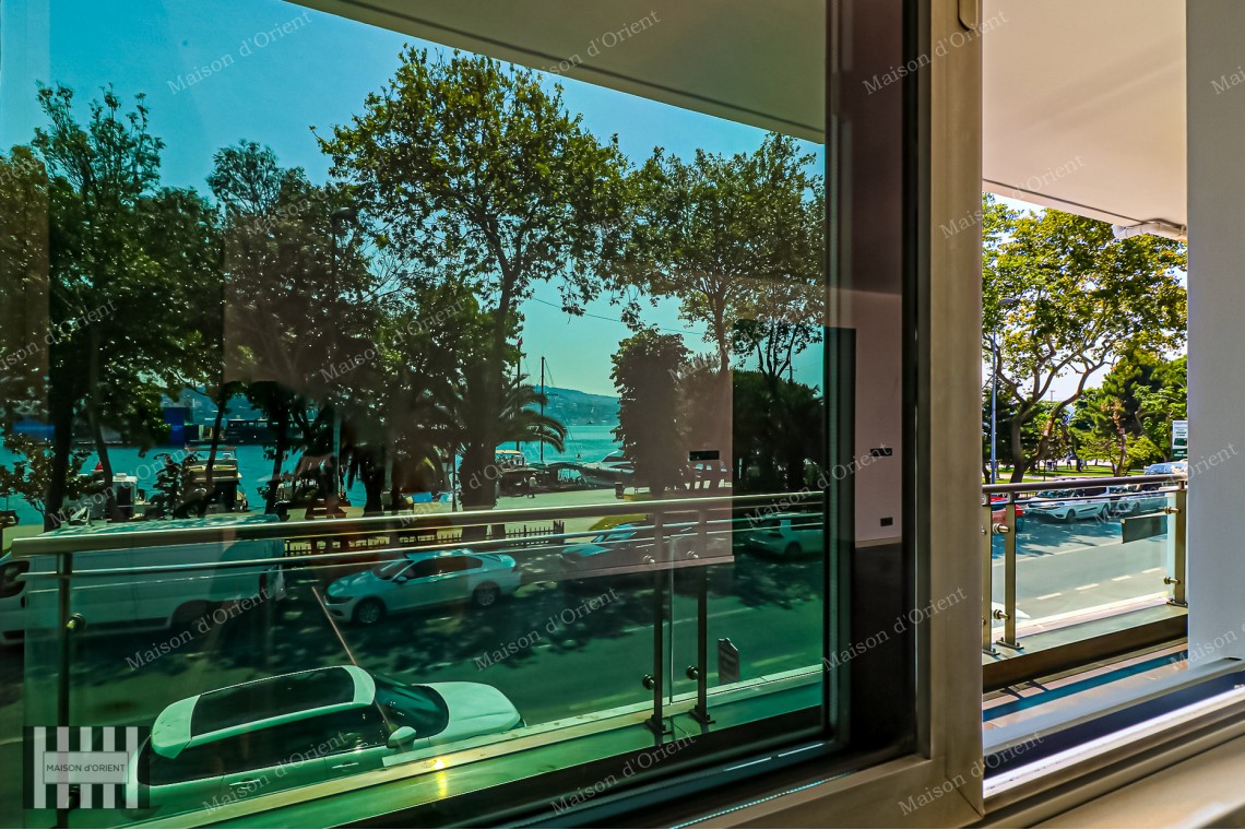 3+1 Rental Waterside Apartment with Bosphorus View in Kuruçeşme 