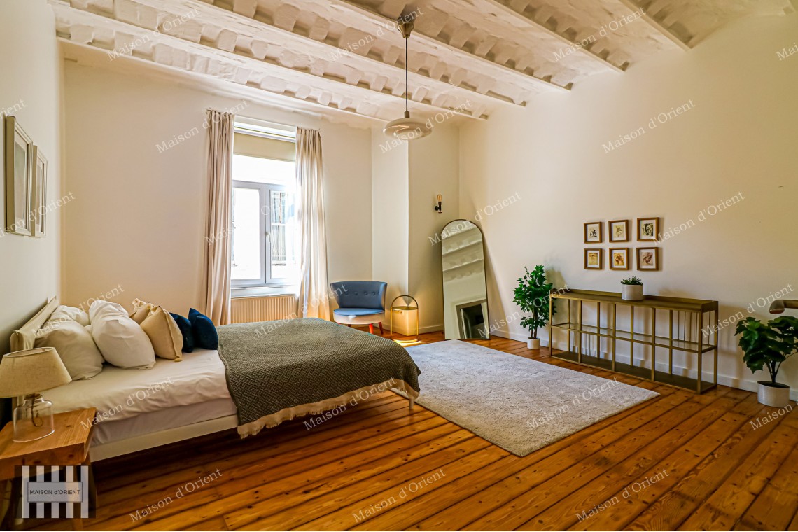 Fully Furnished 2+1 Flat for Sale in Historical Rauf Bey Building, Galata 