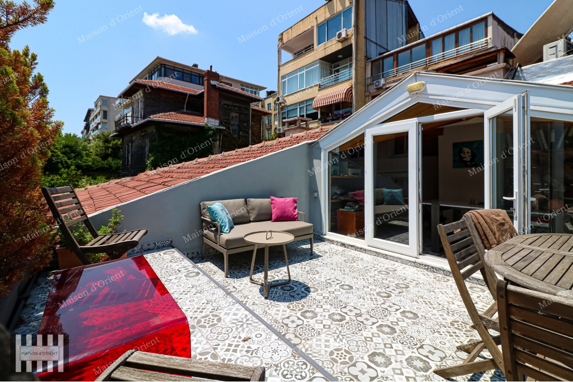 5+1 Flat for Sale with Terrace and Bosphorus View in Gümüşsuyu