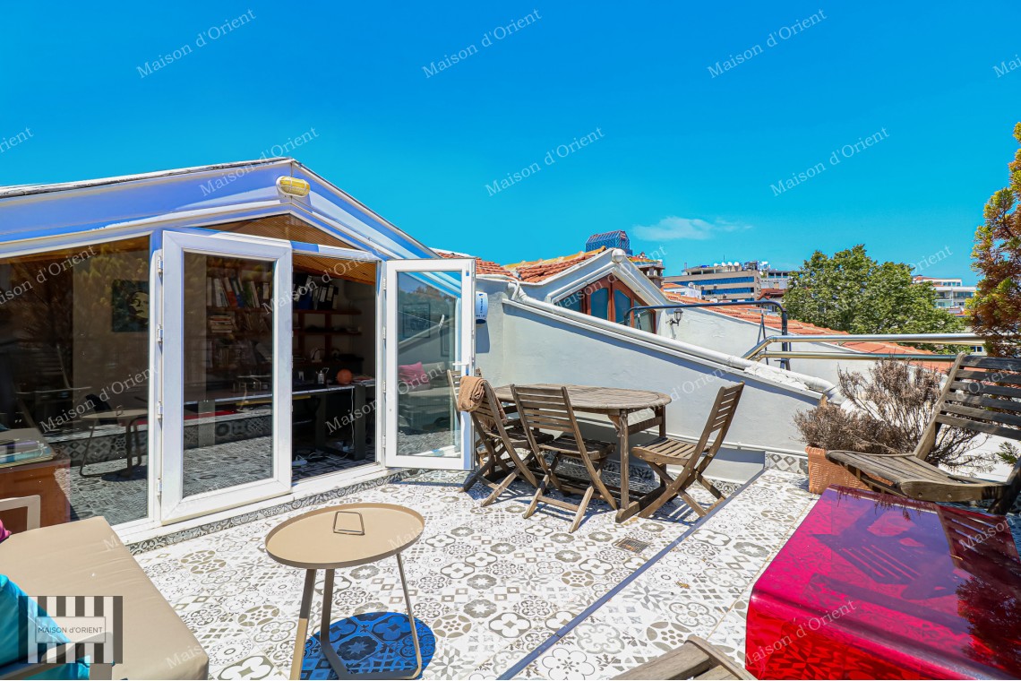 5+1 Flat for Sale with Terrace and Bosphorus View in Gümüşsuyu