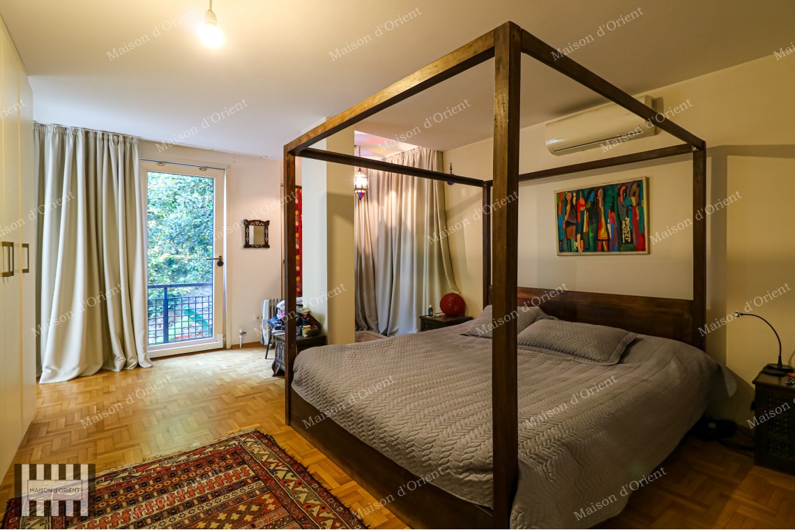 5+1 Flat for Sale with Terrace and Bosphorus View in Gümüşsuyu