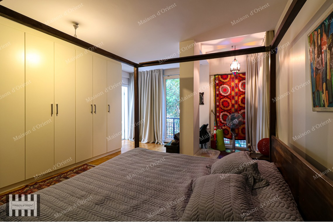5+1 Flat for Sale with Terrace and Bosphorus View in Gümüşsuyu