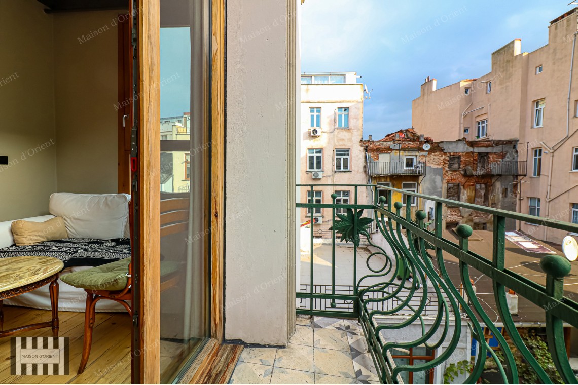 2+1 Furnished Flat for Rent in Aynalı Çeşme 