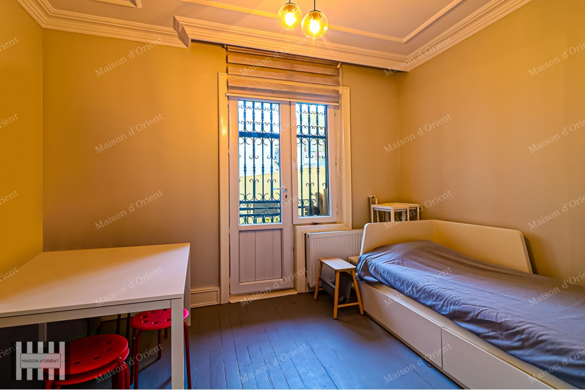 Fully Renovated 3+1 Apartment For Sale in Galata