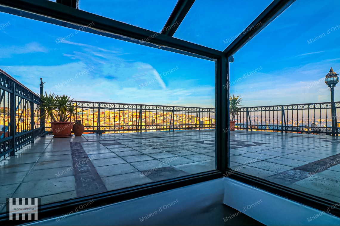 Fully Renovated 3+1 Apartment For Sale in Galata