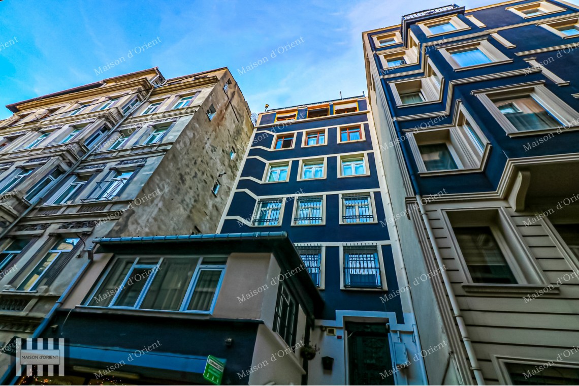 Fully Renovated 3+1 Apartment For Sale in Galata