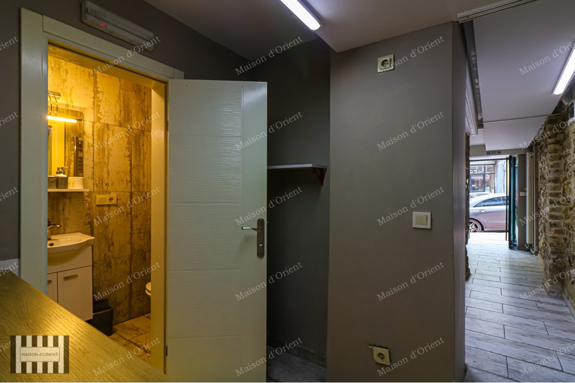 70 sqm Shop/Store in Historical Building at Cihangir