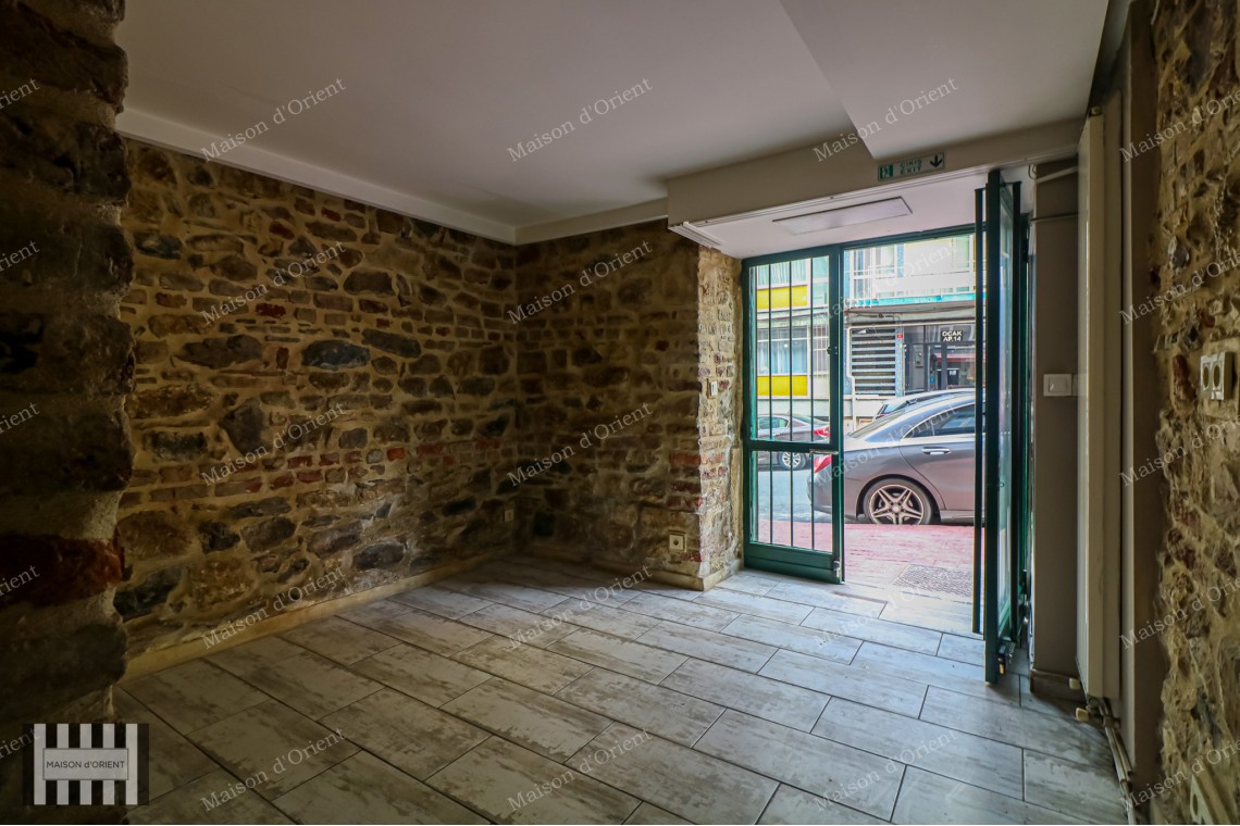 70 sqm Shop/Store in Historical Building at Cihangir
