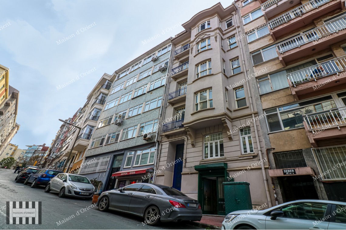 70 sqm Shop/Store in Historical Building at Cihangir