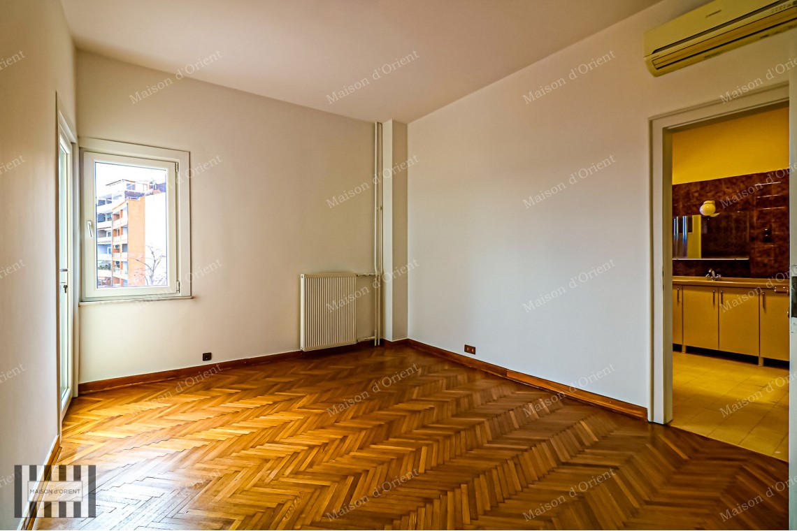 5+1 Rental Flat with Balcony and Panoramic View in Cihangir