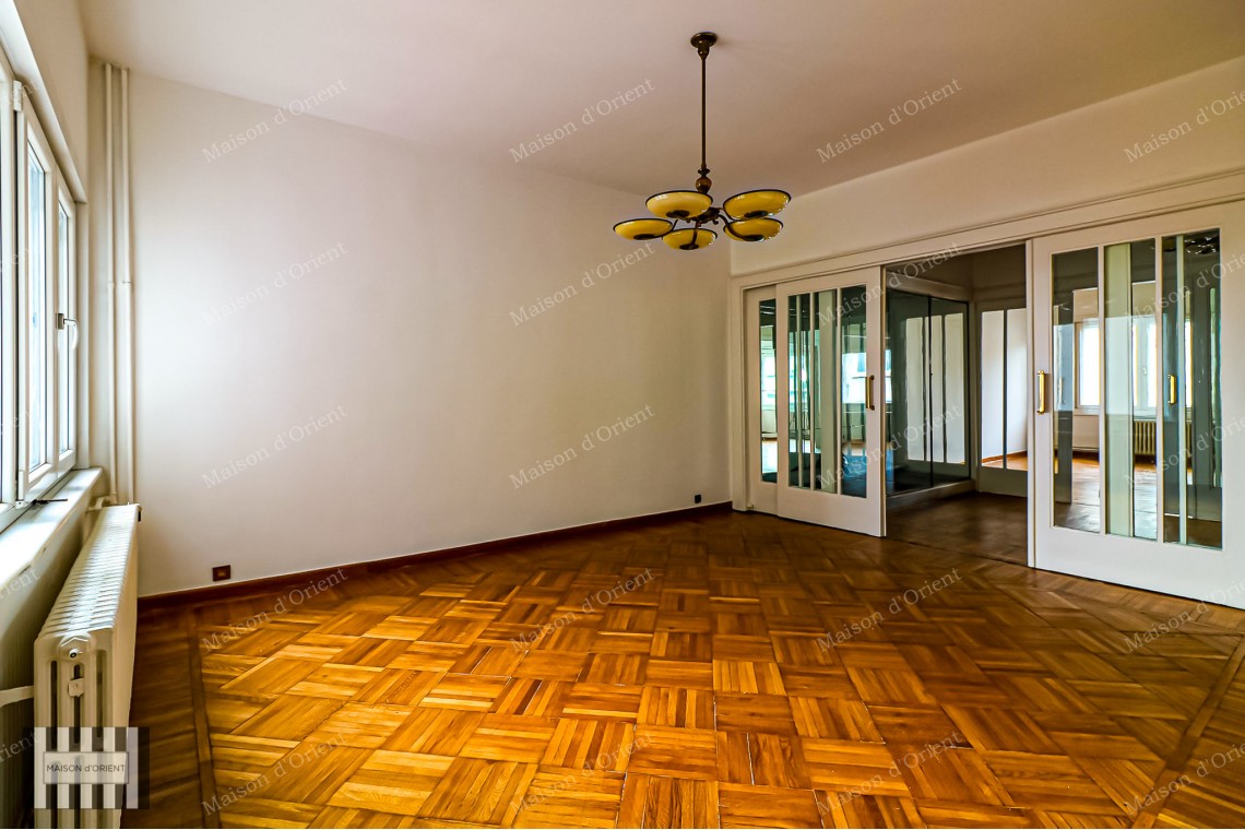 5+1 Rental Flat with Balcony and Panoramic View in Cihangir