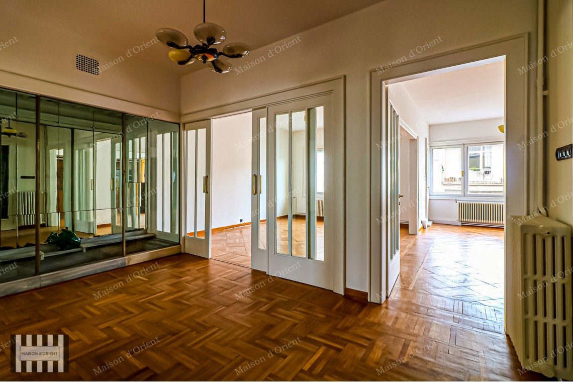5+1 Rental Flat with Balcony and Panoramic View in Cihangir