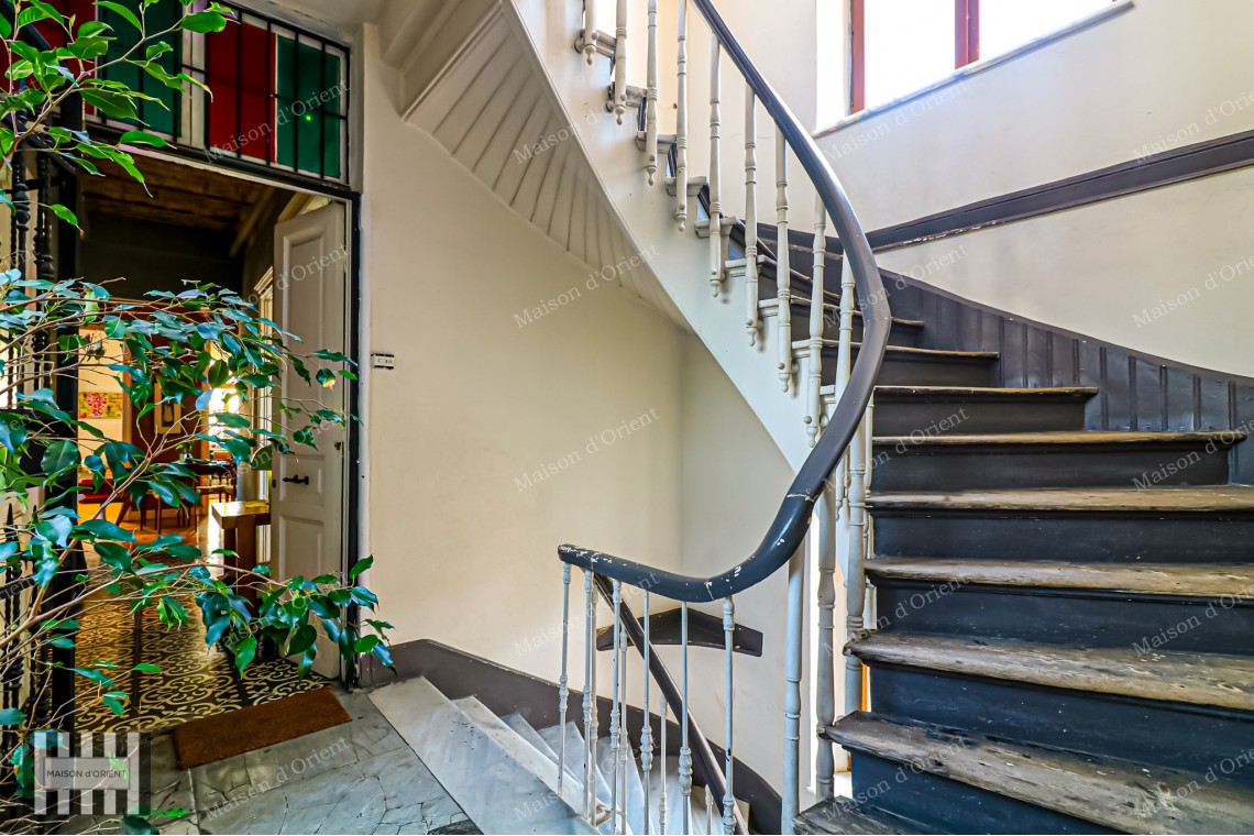 2+1 Flat for Sale with Airbnb License in Historical Mavrogordato Building
