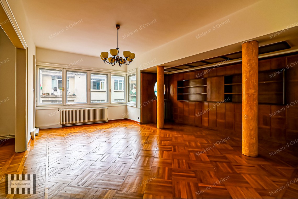 5+1 Rental Flat with Balcony and Panoramic View in Cihangir