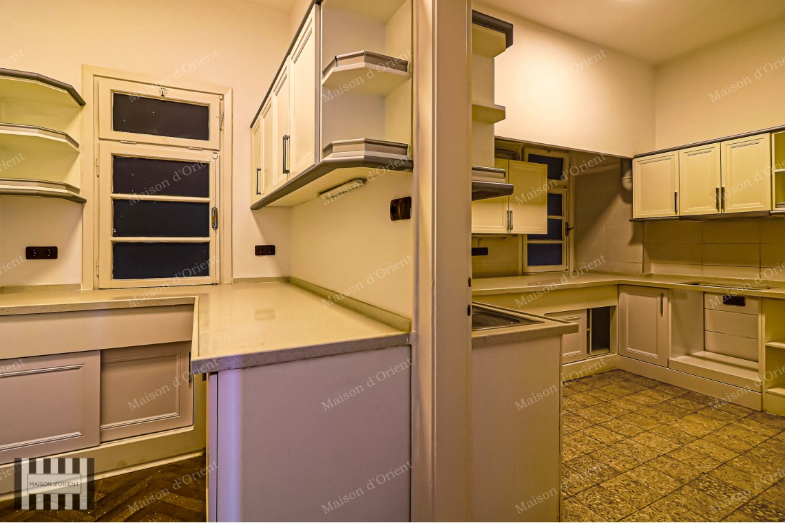 5+1 Rental Flat with Balcony and Panoramic View in Cihangir