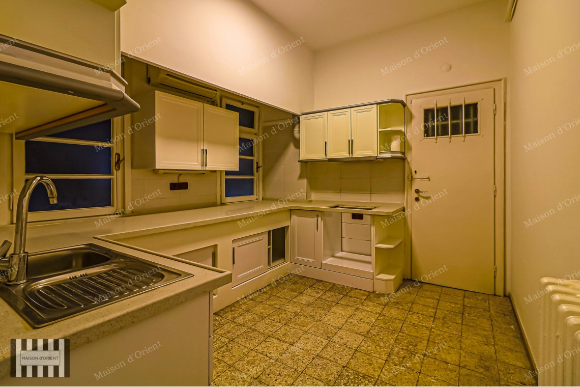 5+1 Rental Flat with Balcony and Panoramic View in Cihangir