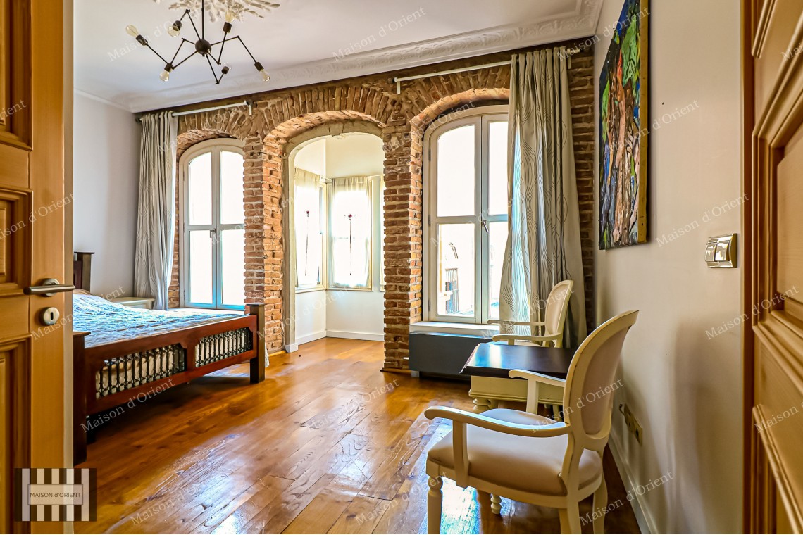 2+1 Duplex for Rent with View in Historical İpera Building