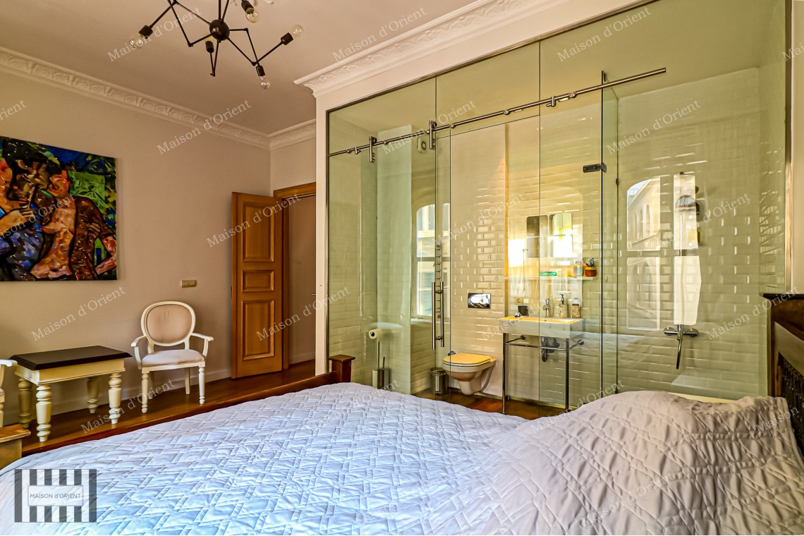 2+1 Duplex for Rent with View in Historical İpera Building