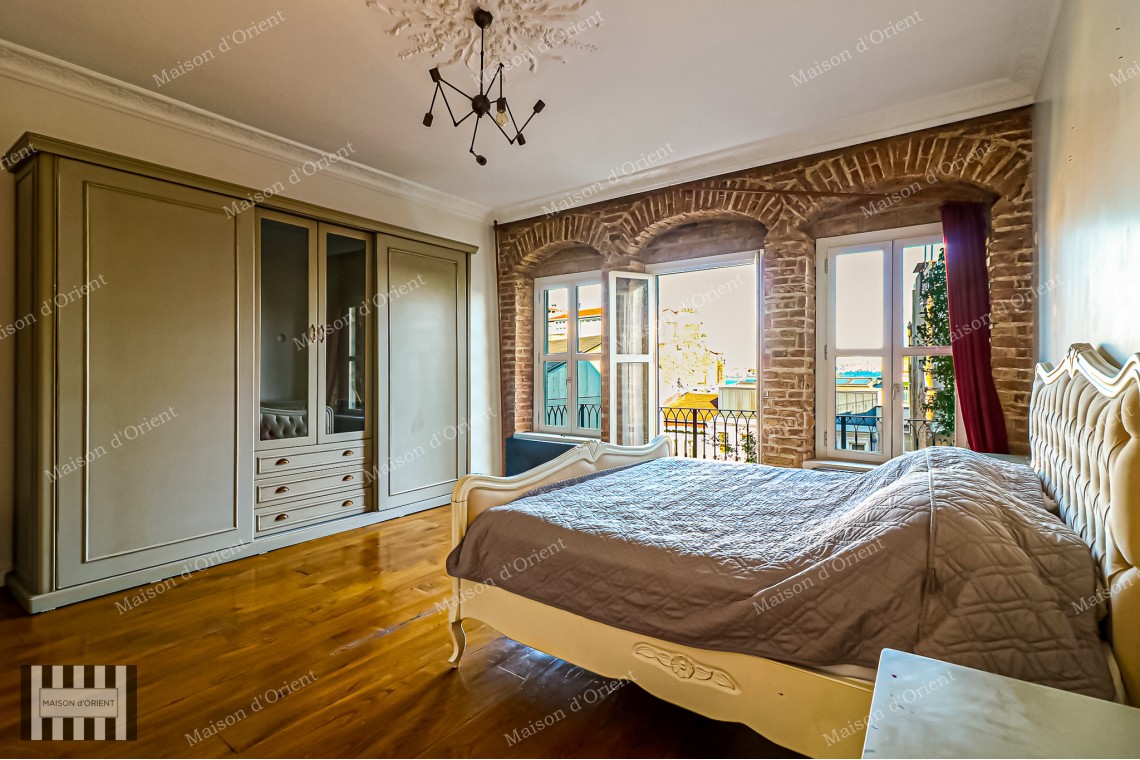 2+1 Duplex for Rent with View in Historical İpera Building