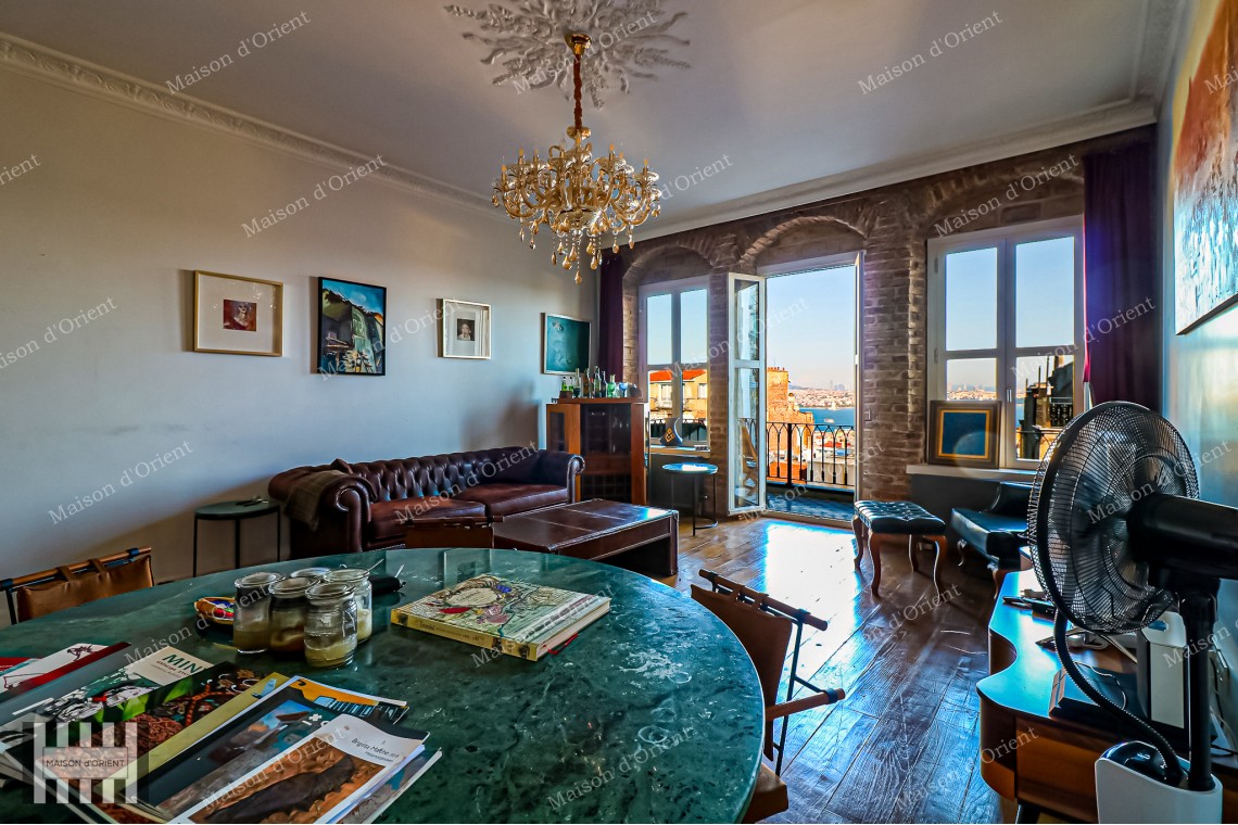 2+1 Duplex for Rent with View in Historical İpera Building