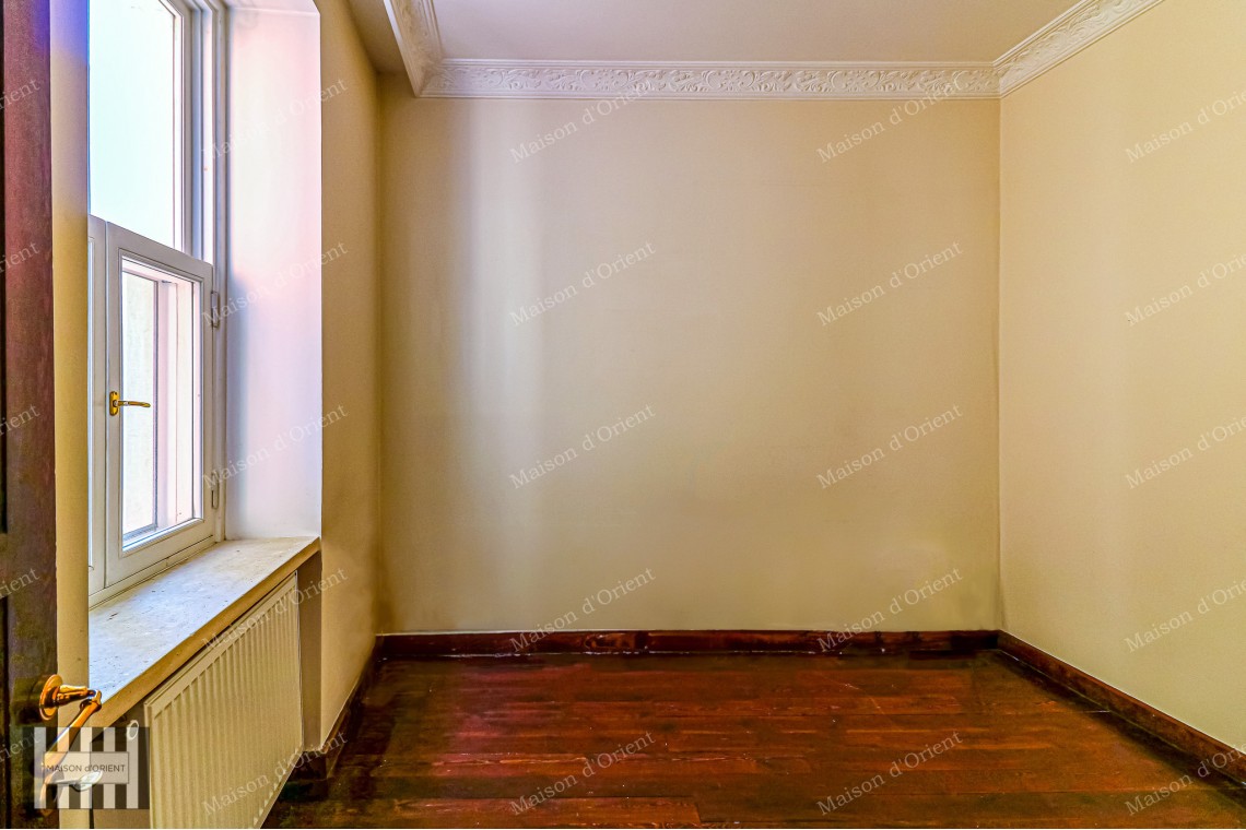 2+1 Flat for Rent in Cihangir Historical Pamir Bey Apartment