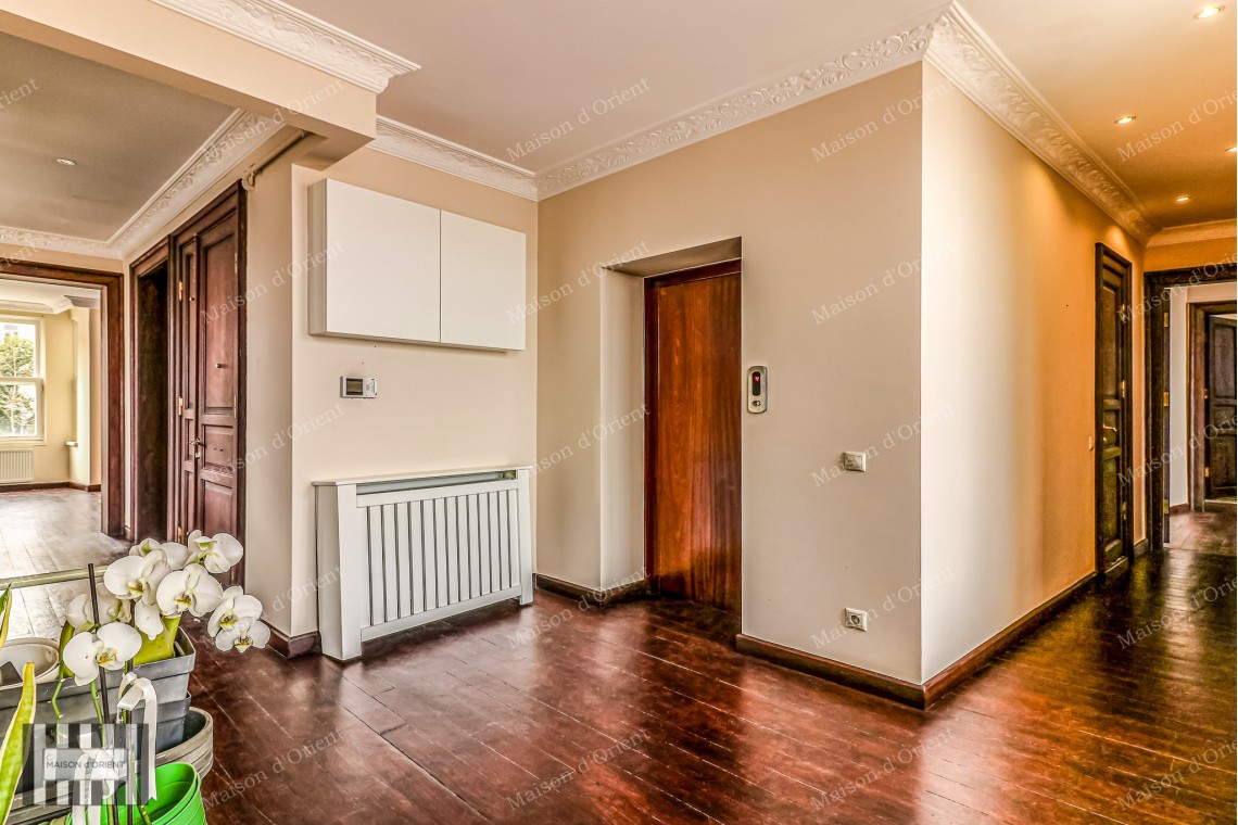 2+1 Flat for Rent in Cihangir Historical Pamir Bey Apartment
