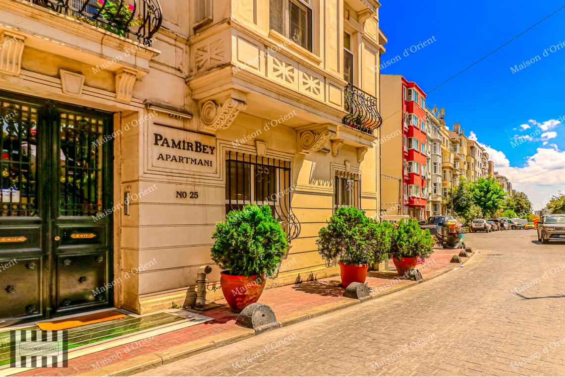 2+1 Flat for Rent in Cihangir Historical Pamir Bey Apartment