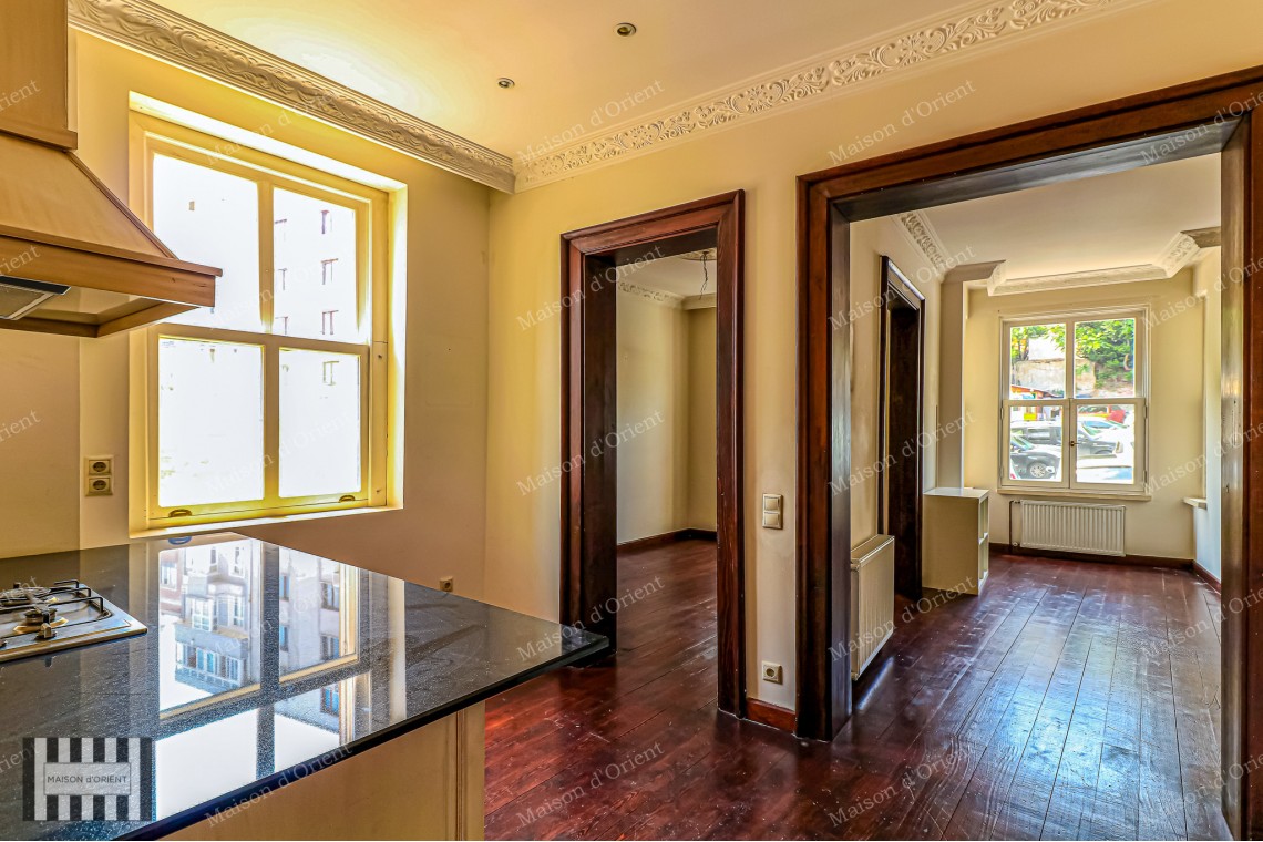 2+1 Flat for Rent in Cihangir Historical Pamir Bey Apartment