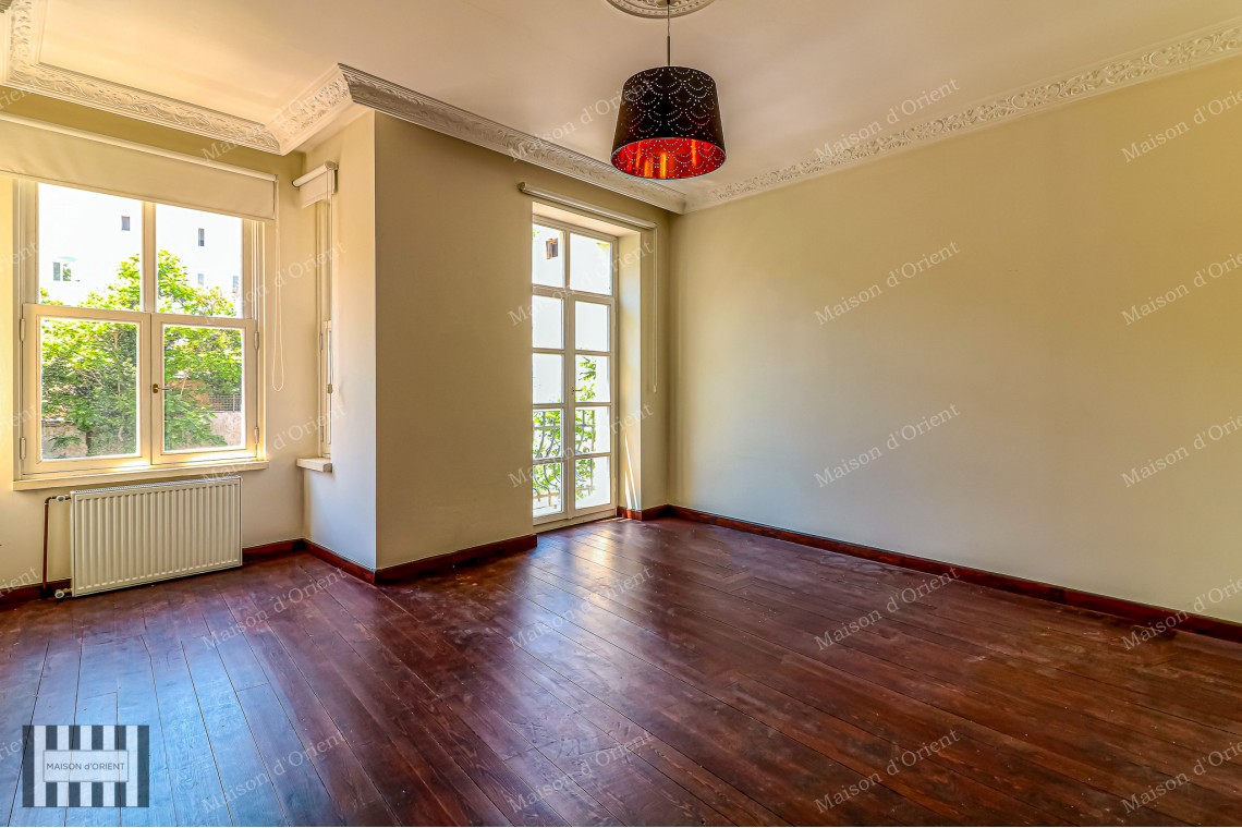 2+1 Flat for Rent in Cihangir Historical Pamir Bey Apartment