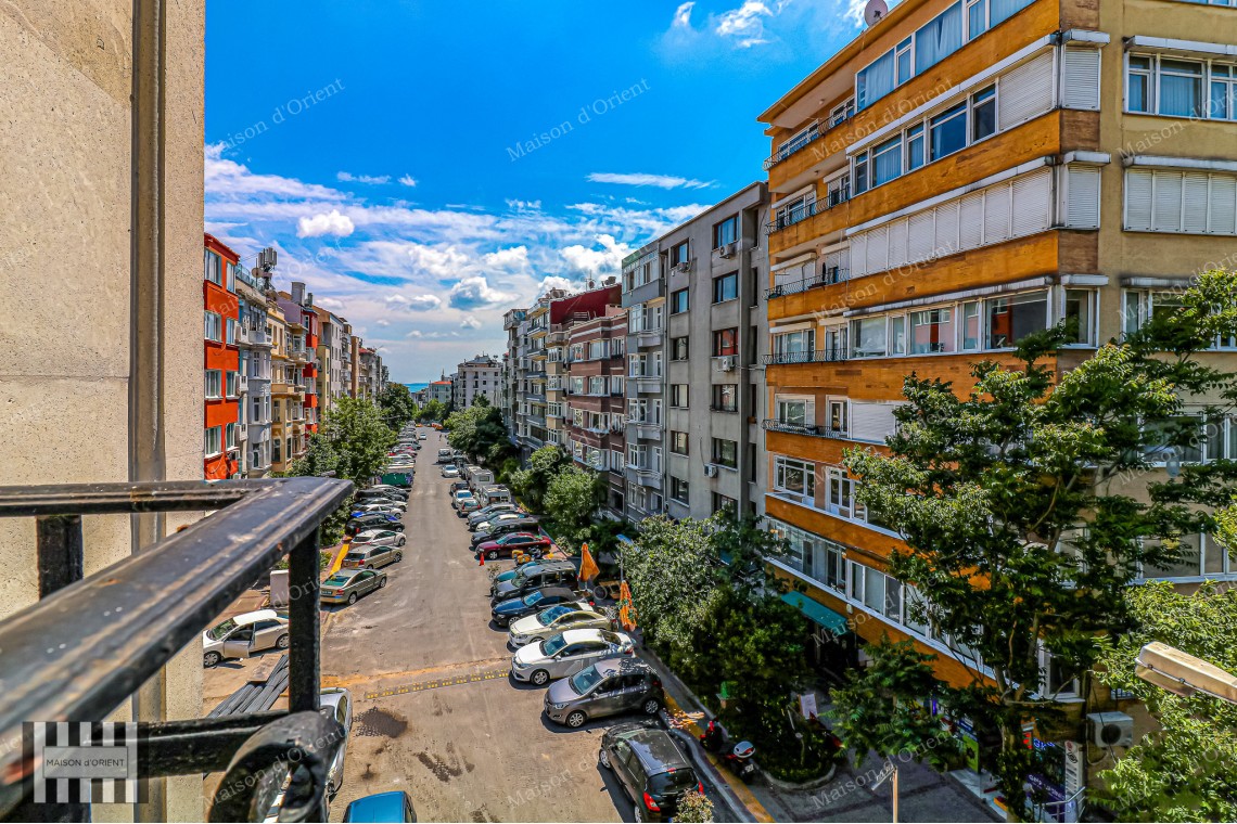 2+1 Flat for Rent in Cihangir Historical Pamir Bey Apartment