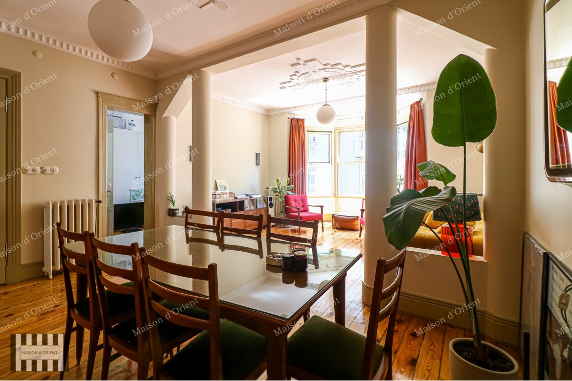 2+1 Furnished Flat for Rent in Historical Gusto Building in Cihangir 