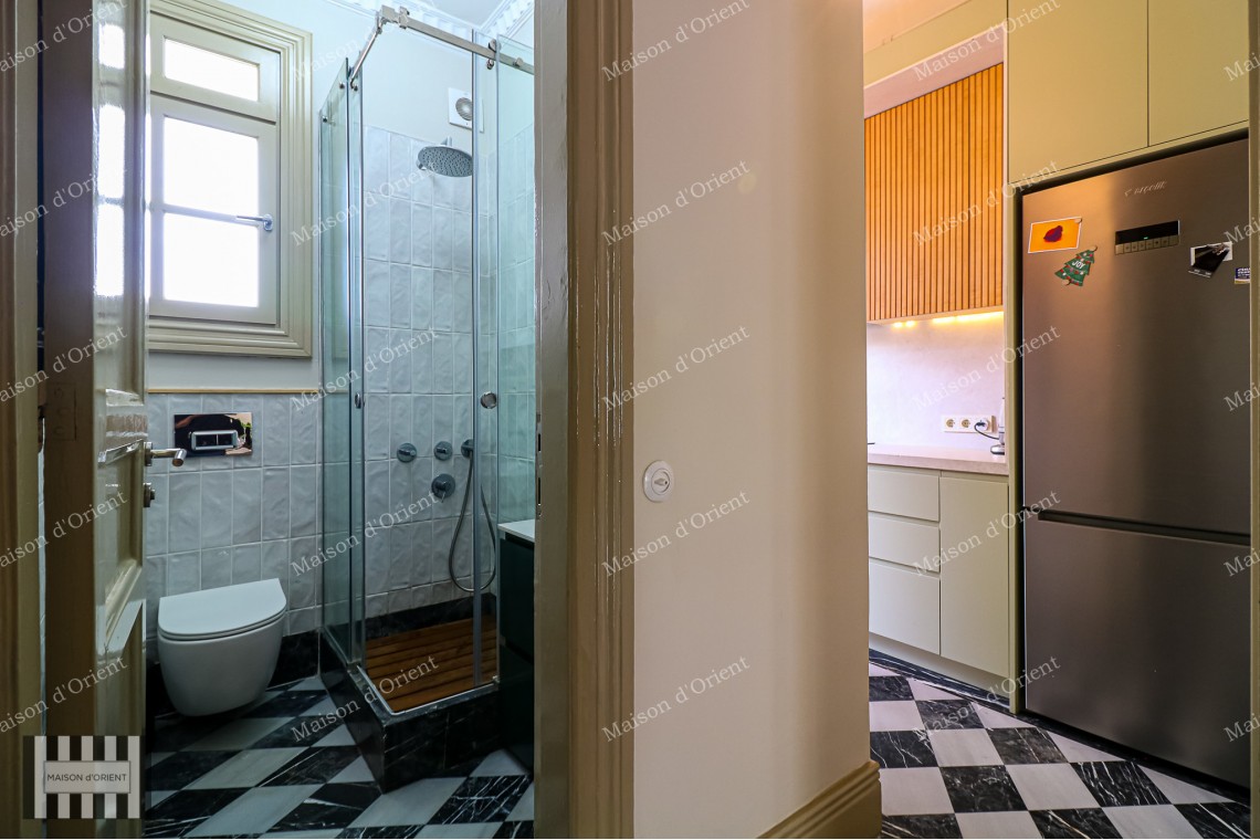 2+1 Furnished Flat for Rent in Historical Gusto Building in Cihangir 