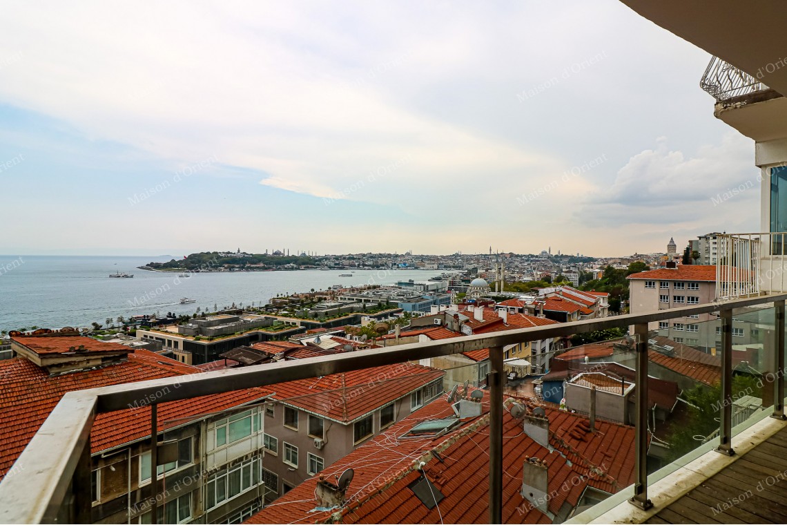 Located in Cihangir on Kumrulu Street 2+1 Flat for Rent