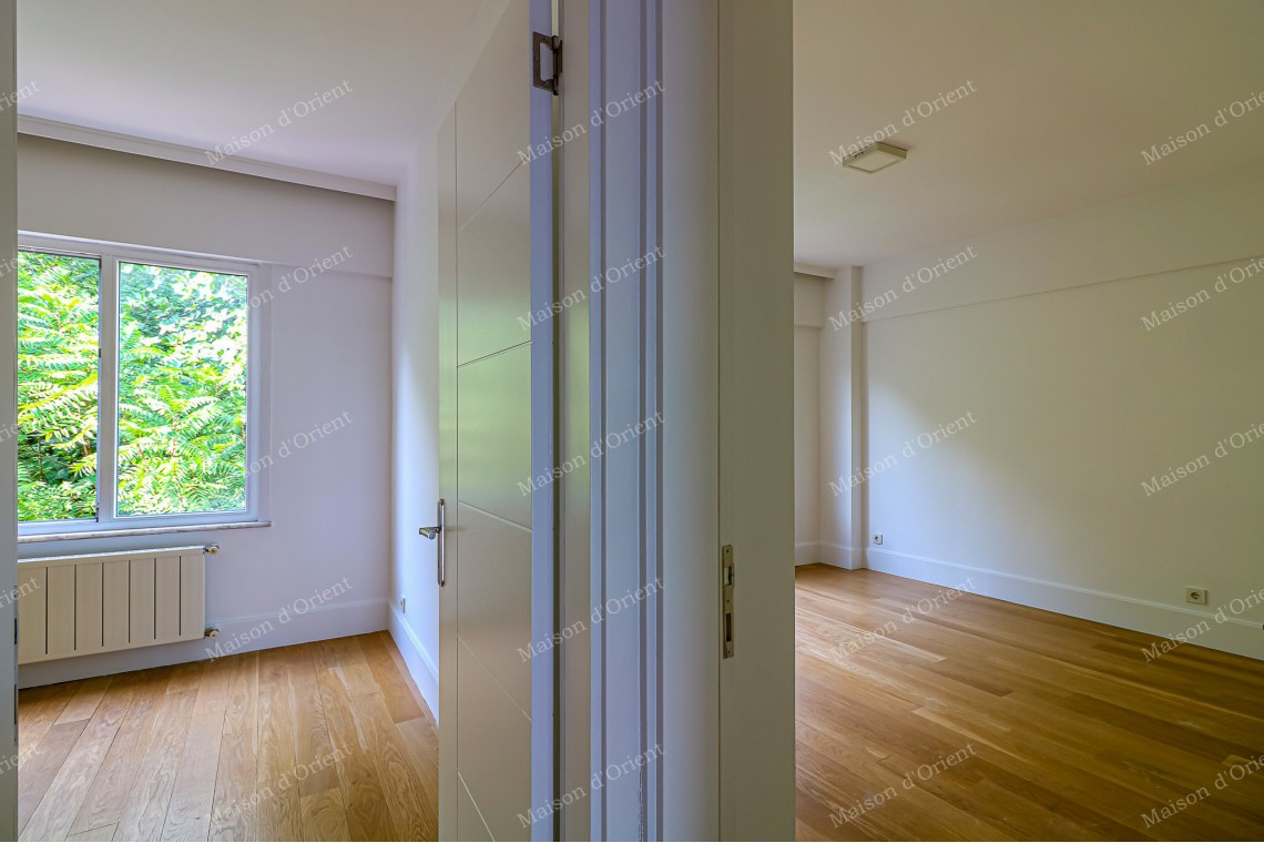 Located in Cihangir on Kumrulu Street 2+1 Flat for Rent