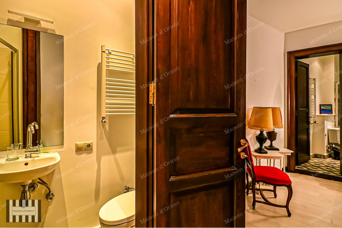 2+1  Flat for Rent in Cihangir Historical Pamir Bey Apartment