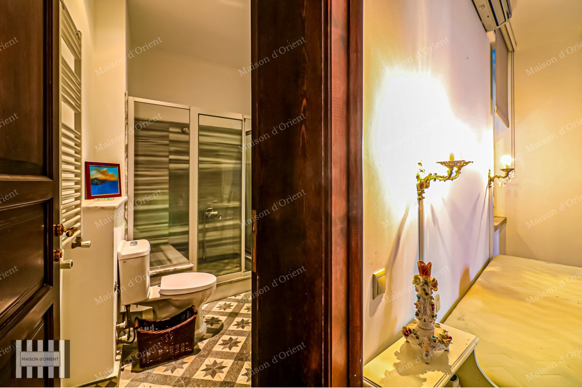 2+1  Flat for Rent in Cihangir Historical Pamir Bey Apartment