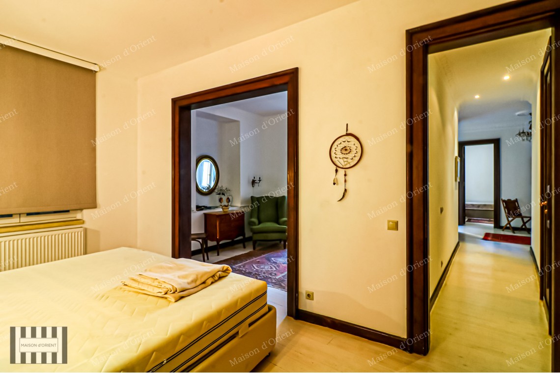 2+1  Flat for Rent in Cihangir Historical Pamir Bey Apartment
