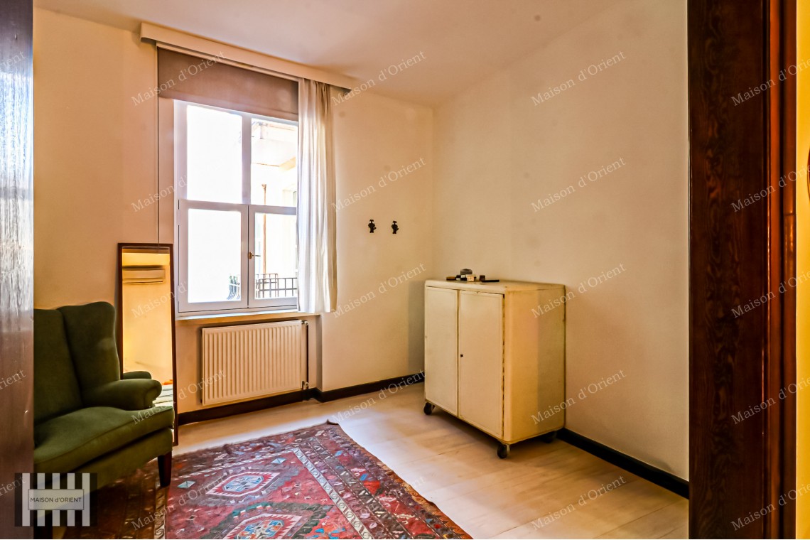 2+1  Flat for Rent in Cihangir Historical Pamir Bey Apartment