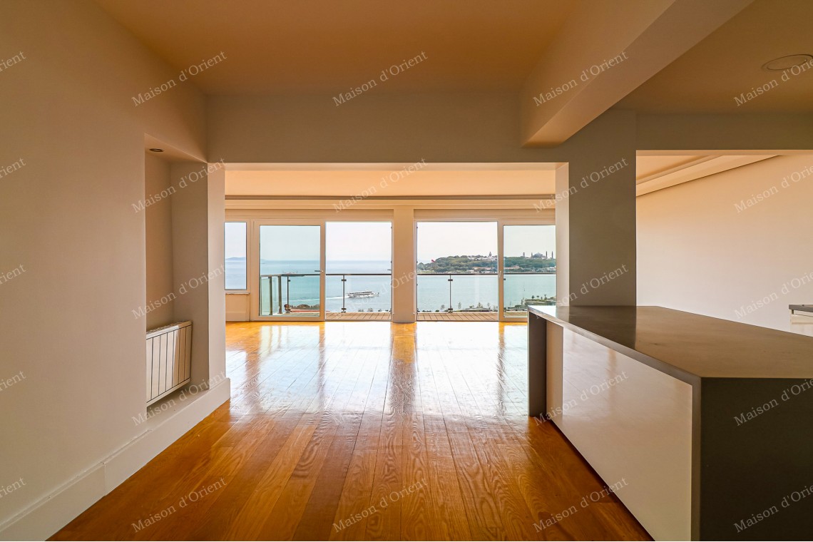Located in Cihangir on Kumrulu Street 2+1 Flat for Rent