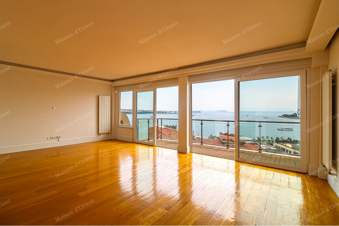 Located in Cihangir on Kumrulu Street 2+1 Flat for Rent