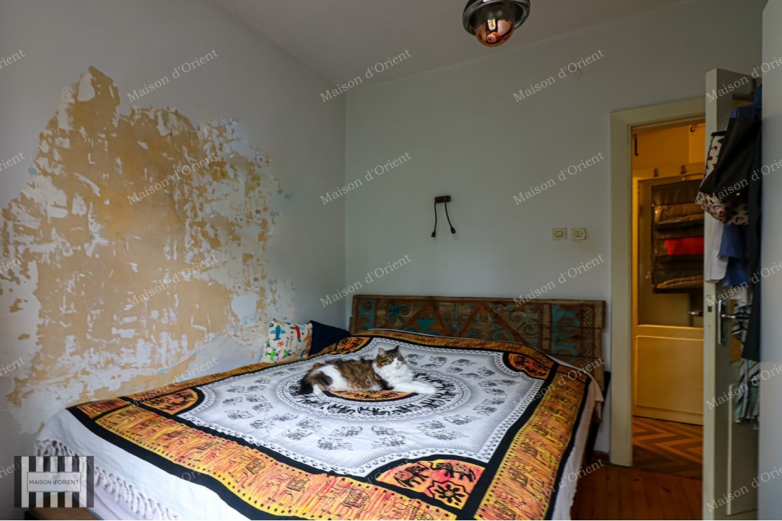 Located in Galatasaray in Historical Lüks Building 180sqm Flat For Sale