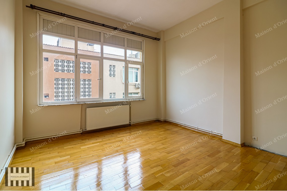 Cihangir Arbatlı Apartment 130 m² Flat for Rent