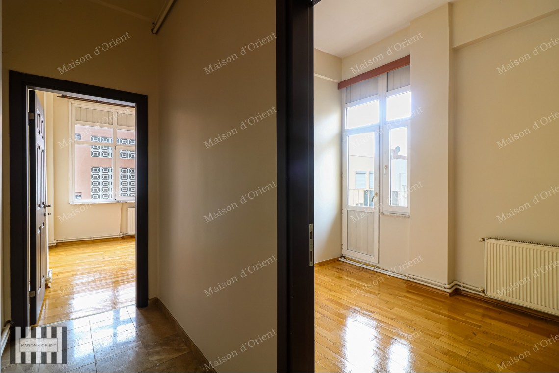 Cihangir Arbatlı Apartment 130 m² Flat for Rent