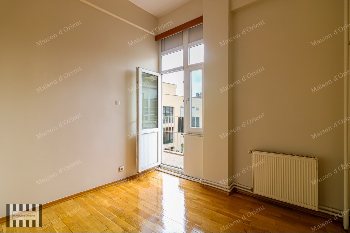 Cihangir Arbatlı Apartment 130 m² Flat for Rent