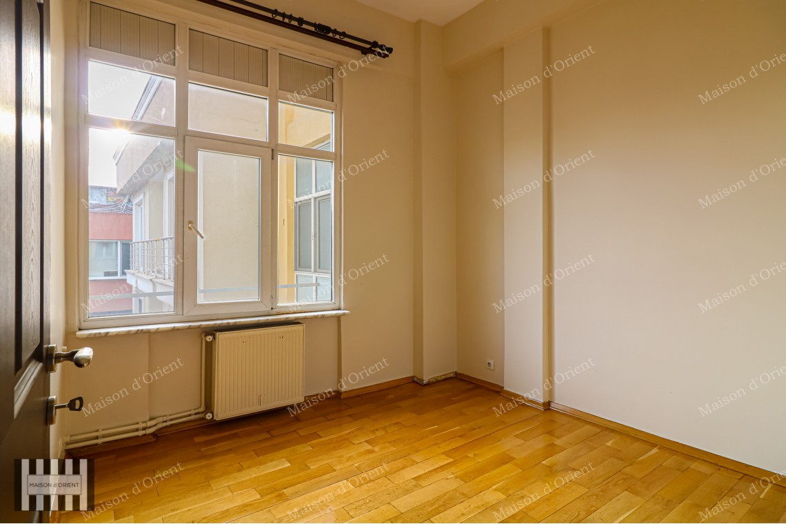 Cihangir Arbatlı Apartment 130 m² Flat for Rent
